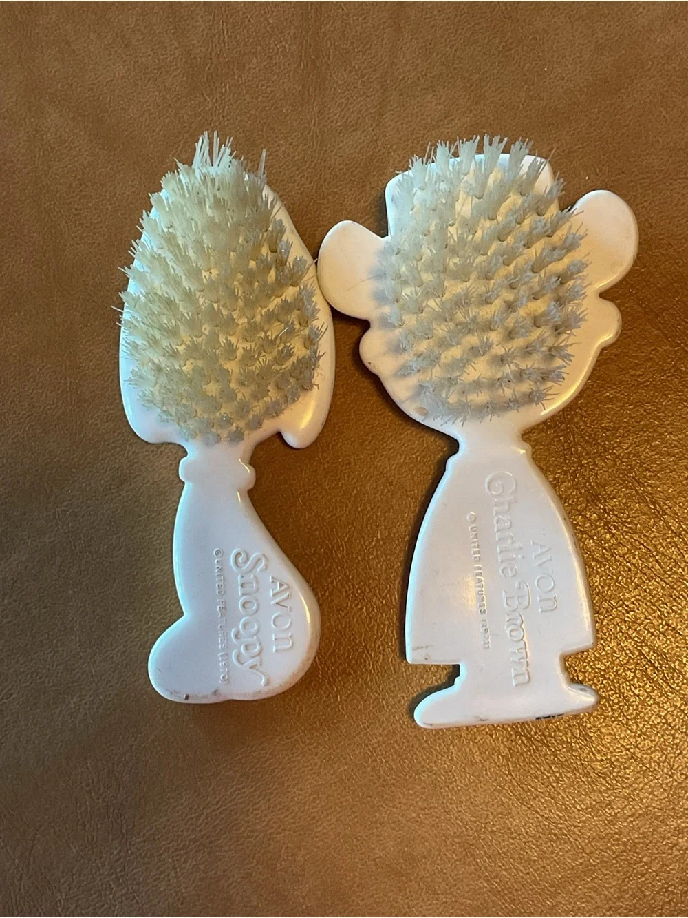 Attn Peanuts Fans! Avon Snoopy & Charlie Brown Hair Brushes. 1970.